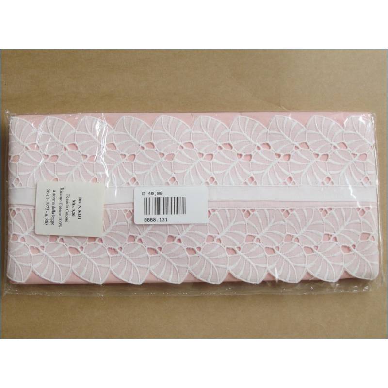 Bordado de algodão Sangallo