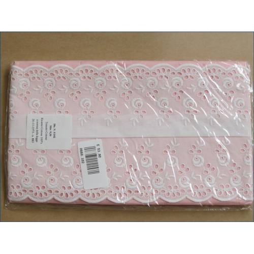 Broderie de coton Sangallo