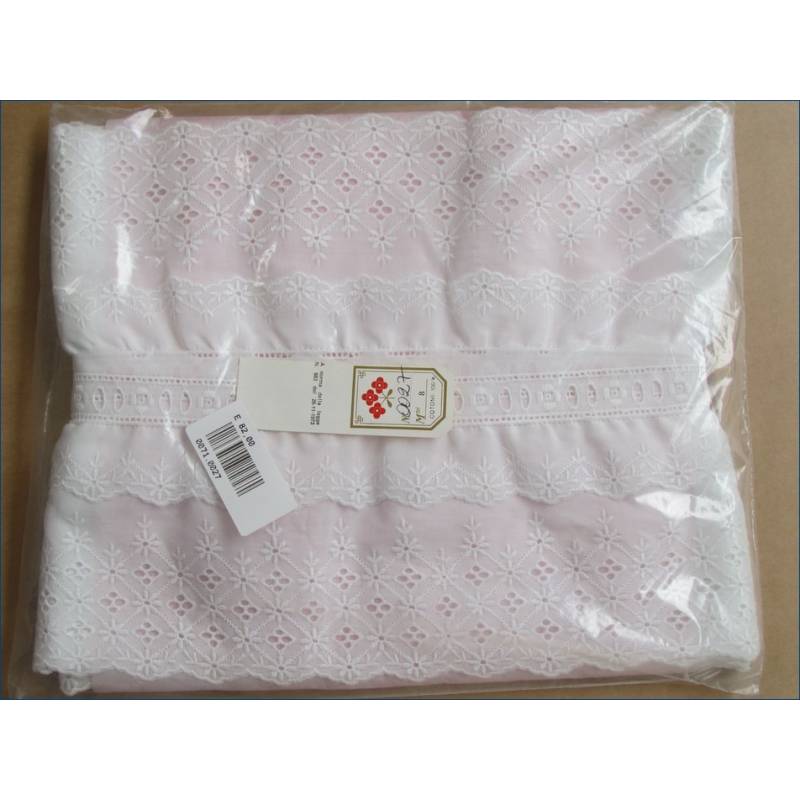 Bordado de algodão Sangallo