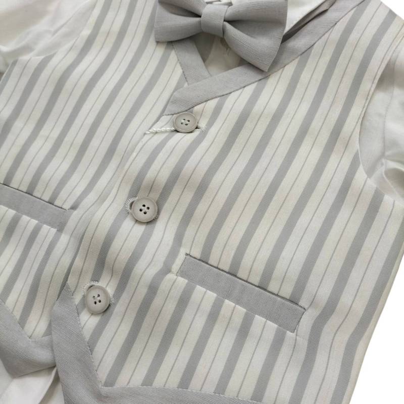 Fato de bebé elegante para a cerimónia de batizado - 