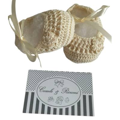 Crocheted cotton cradle slipper