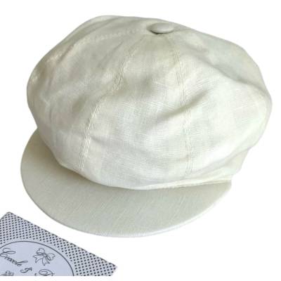 Casquette avec visière de couleur crème clair