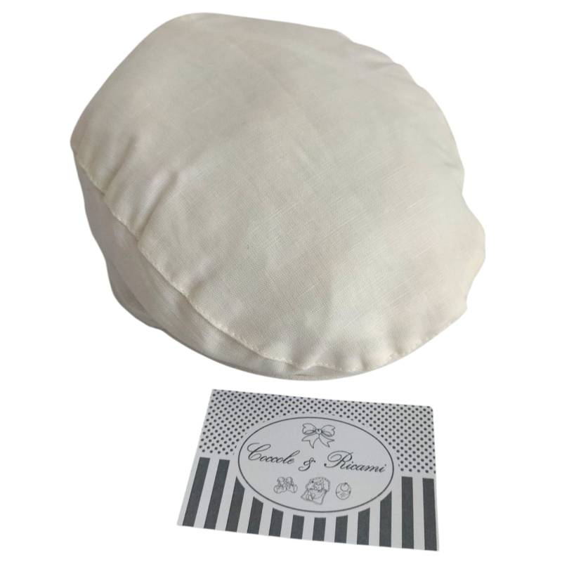 Coppola siciliana de color crema claro