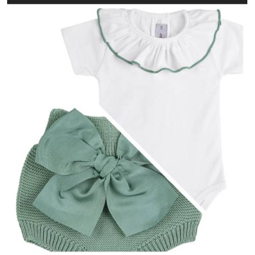 Condor newborn bodysuit and culottes white and green