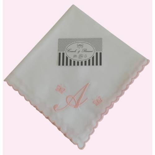 Mussolina personalizzata con iniziale e farfalle