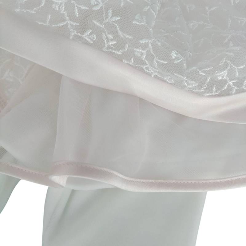 Fato elegante de menina recém-nascida...