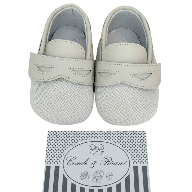 Neugeborenes Baby Schuh