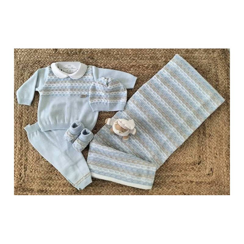 Newborn baby dress in elegant cotton...