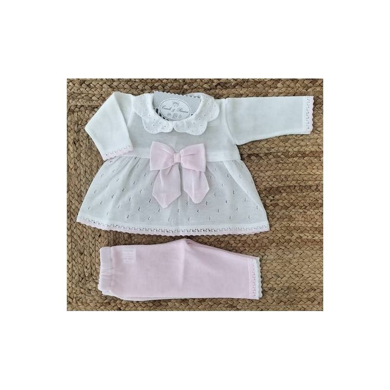 Girl's birth set in white cotton lace...