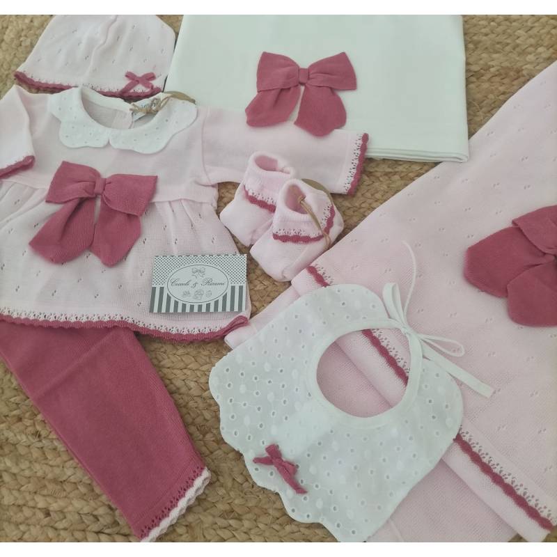 Neugeborenen-Layette