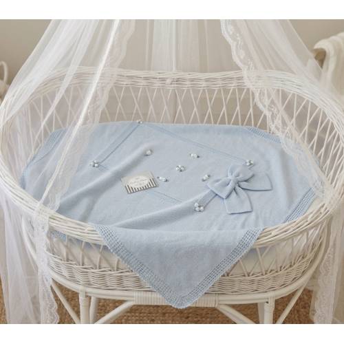 Couverture Babygi en chenille bleu clair mesurant 77*92 cm