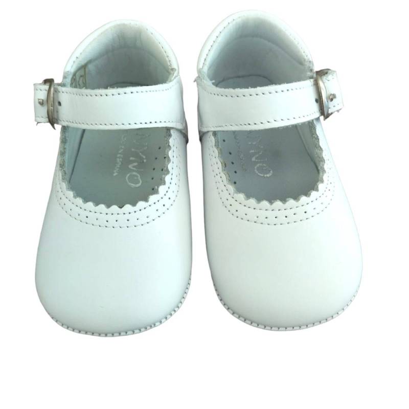 Christening cradle shoe size 18 - 