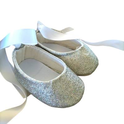 Sapatos de bebé com brilhantes prateados - 