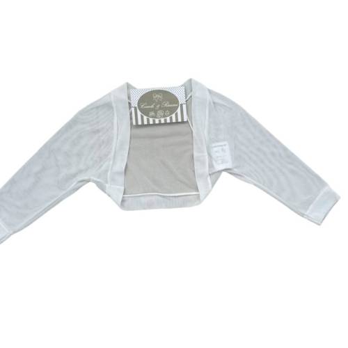 Cerimónia de batismo com xaile de tule branco leite - 