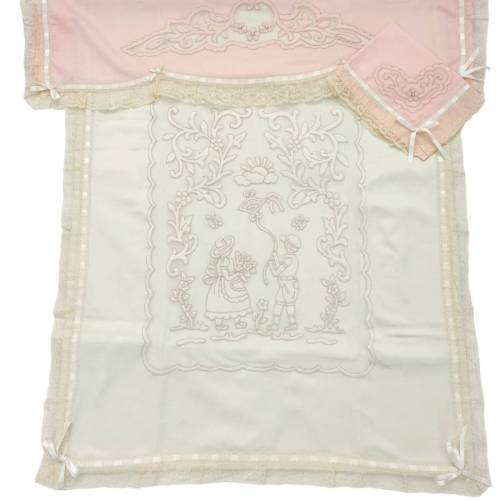 Elegant baby blanket and sheet - 