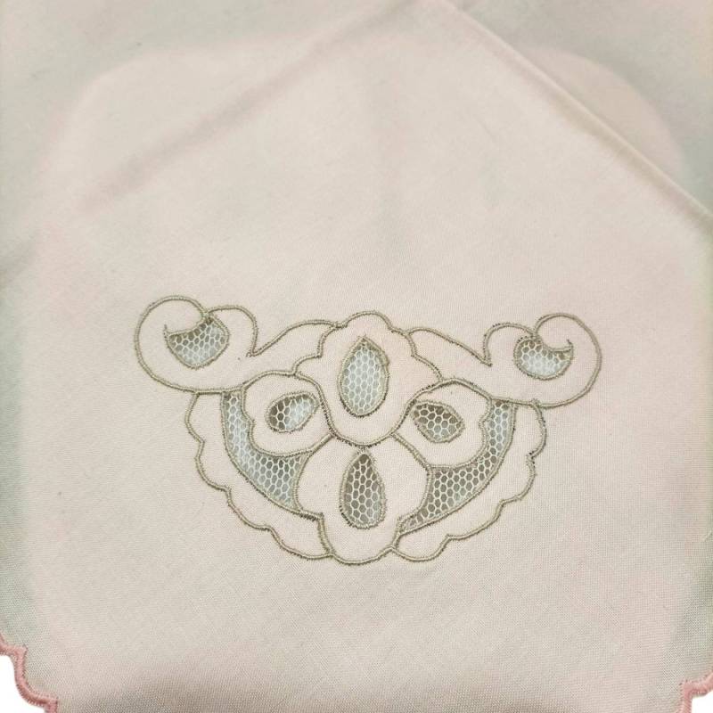 Musselina cor-de-rosa em tule trabalhado - 