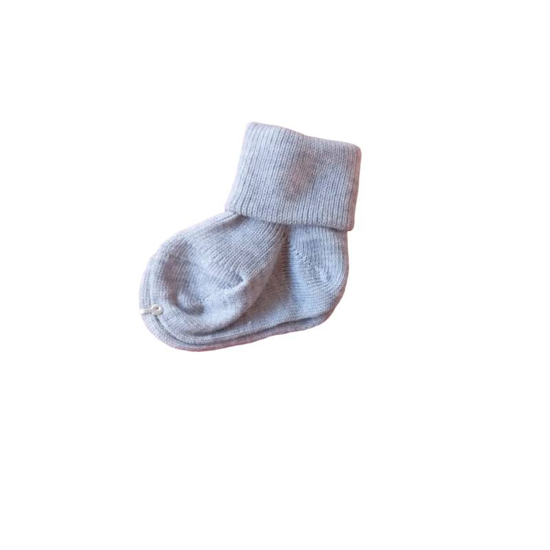 Calentitos calcetines grises de algodón para bebé talla 000 0/3 meses - 