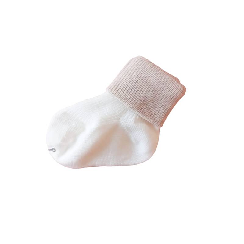 Calentitos calcetines de algodón crema y gris paloma para bebé talla 000 0/3 meses - 