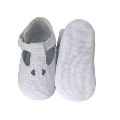 Scarpine da culla con occhielli in lino bianco naturale - 
