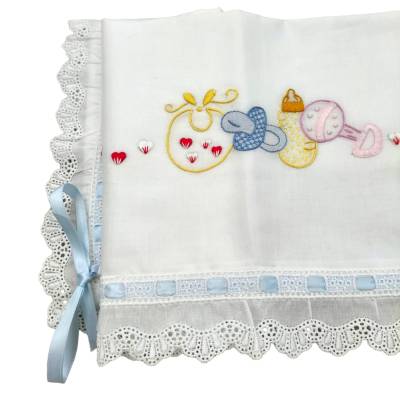 Hand-embroidered baby blanket and sheet - 