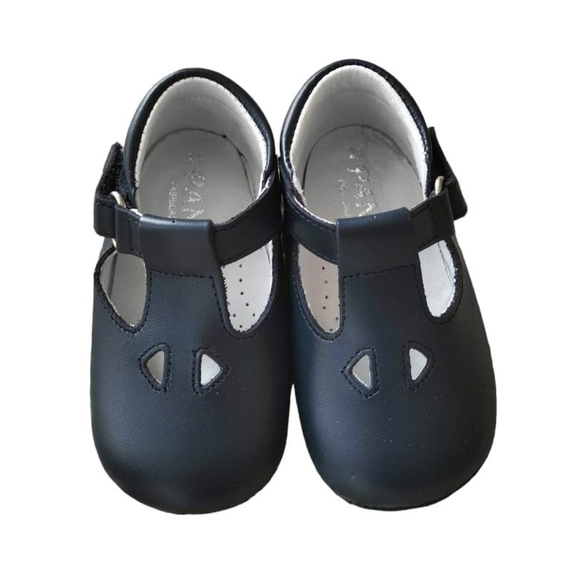 Chausson de berceau bleu avec œillets - 