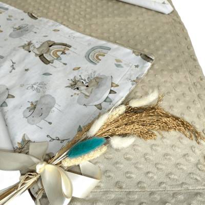 Unisex double-sided minky and cotton blanket - 