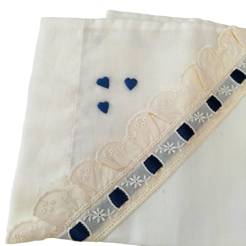 Lenzuolino neonato color panna con ricamo a mano - 