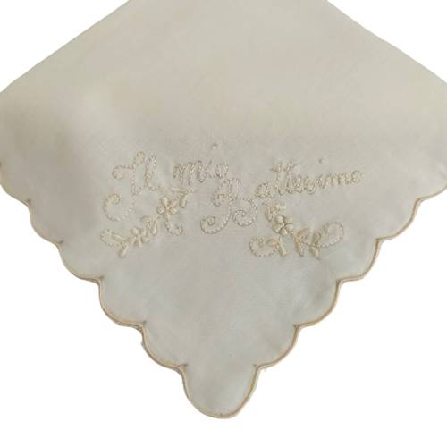 Fazzoletto color panna con ricamo a mano Il mio Battesimo - 