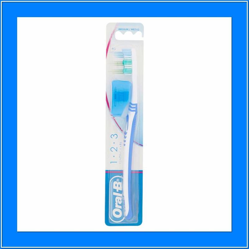 Escova Oral-B Classic Care 40 M