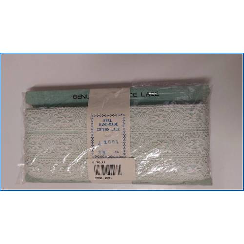 Encaje de algodón hecho a mano- Mt.22,86