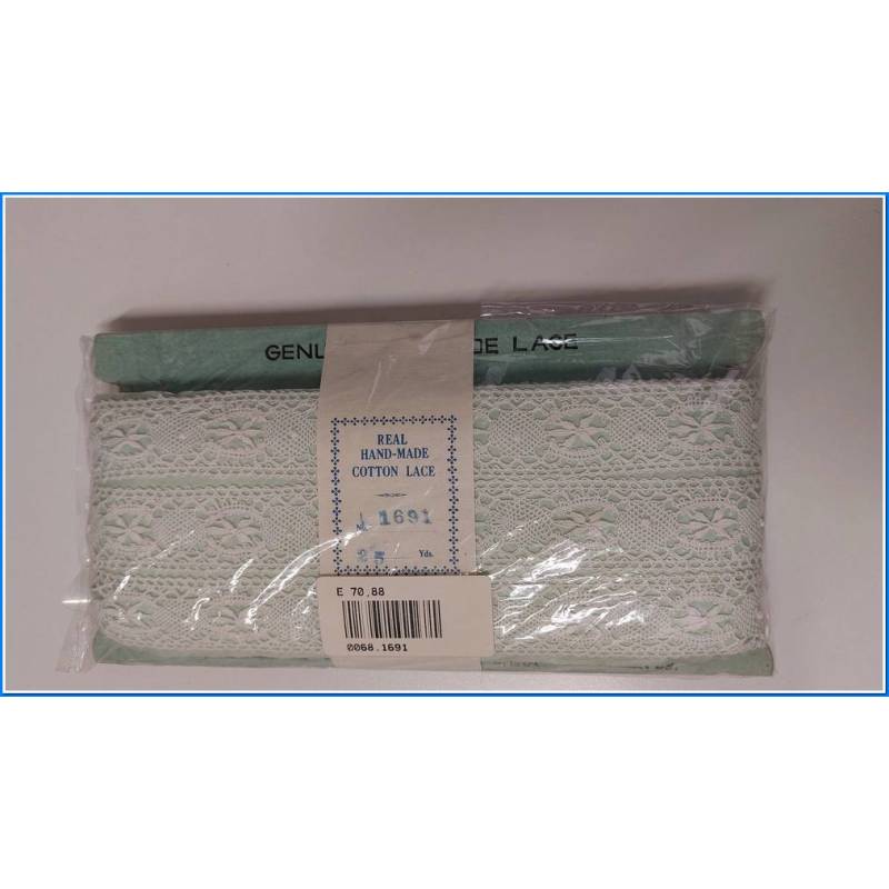 Dentelle de coton faite à la main - Mt.22,86