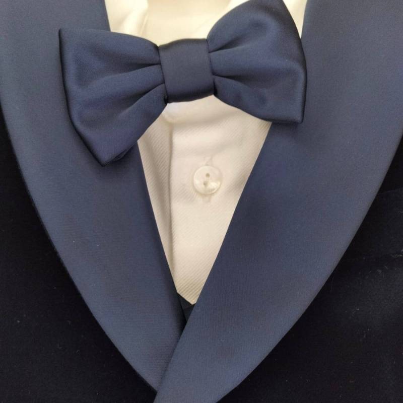 Eleganter Babyanzug Größe 12 Monate aus mitternachtsblauem Samt und satinierten Details - 